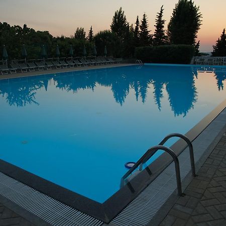Villaggio Turistico Camping Il Fontino Scarlino Eksteriør bilde